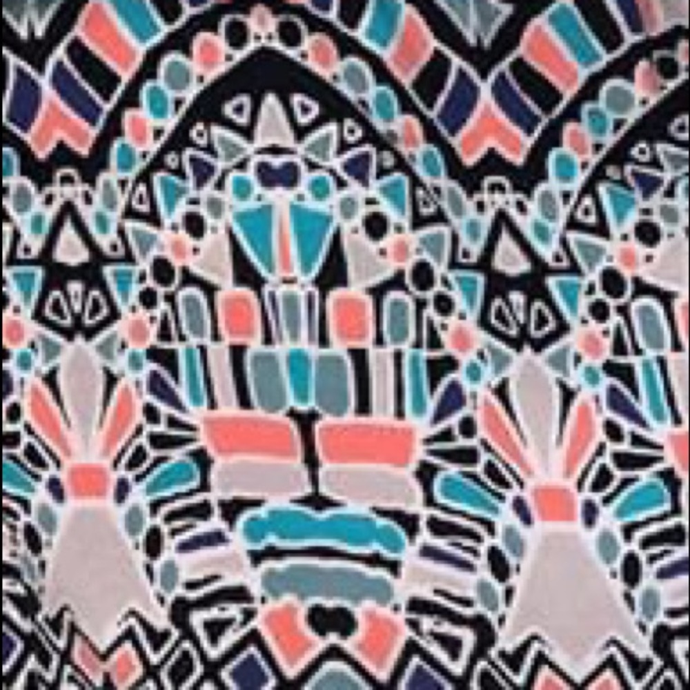 Patterned Dress - Picture 5 of 5